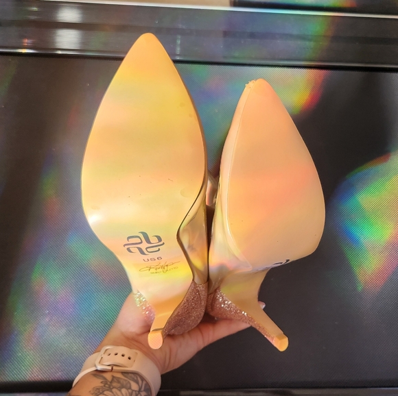 Burju Dance Heels Shoes - Picture 2 of 7